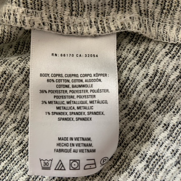 Super cute Anthropologie jacket with a bit of sparkle - Picture 4 of 6